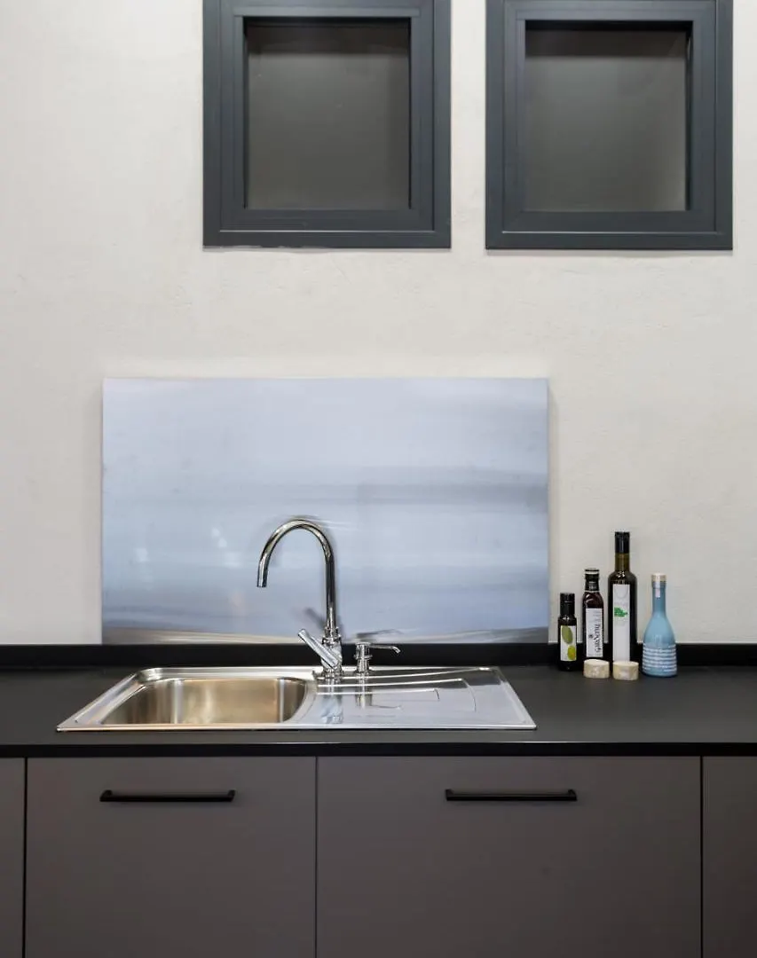 Oak & Sandstone Studio - Space Maison Apartments Seville